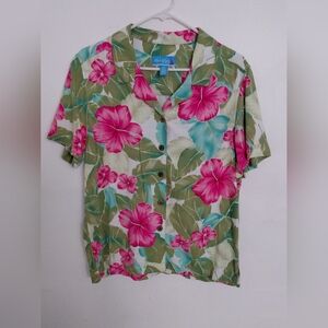 Island Winds Woman’s‎ Floral Pattern button-front Hawaiian blouse Sz L